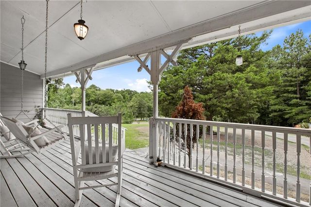 14 Nature Walk Road SW, Rome, GA 30161