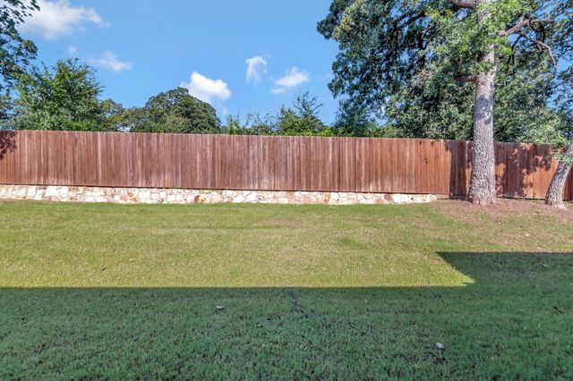 237 Gardenia Drive, Azle, TX 76020
