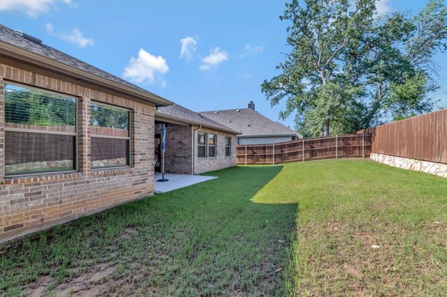 237 Gardenia Drive, Azle, TX 76020