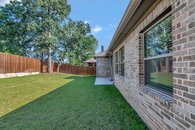 237 Gardenia Drive, Azle, TX 76020