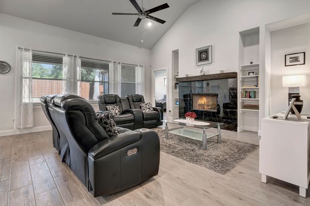 237 Gardenia Drive, Azle, TX 76020