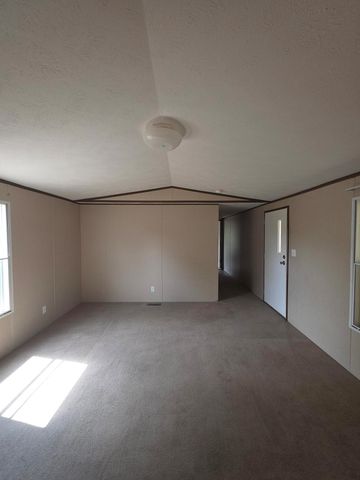 149 Castle Guard LN, San Marcos, TX 78666