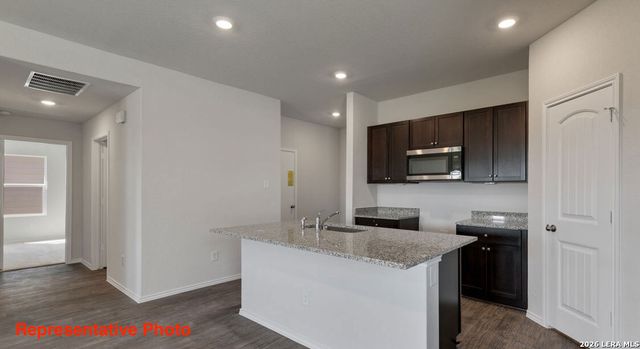 925 Armadillo, Seguin, TX 78155