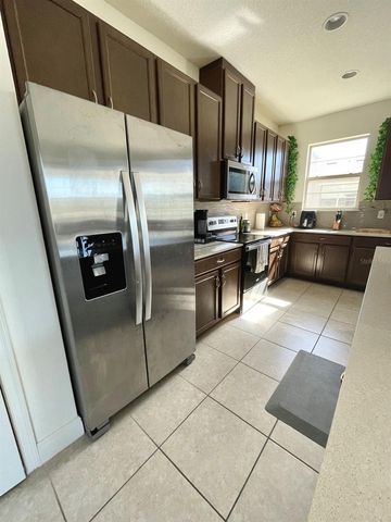 3060 CRISPIN CIRCLE, Harmony, FL 34773