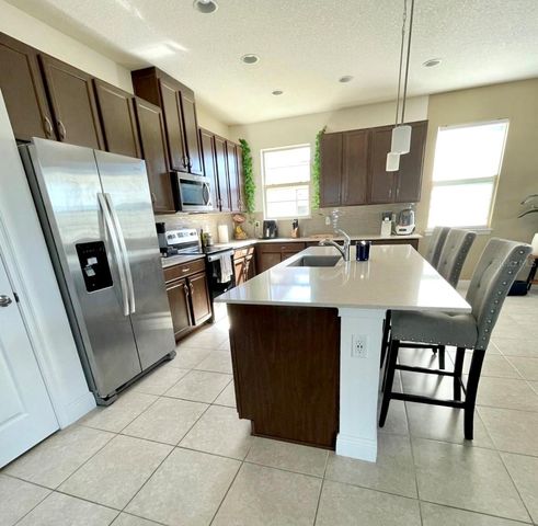 3060 CRISPIN CIRCLE, Harmony, FL 34773