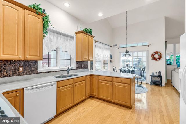 211 BRIGANTINE BLVD, Waretown, NJ 08758