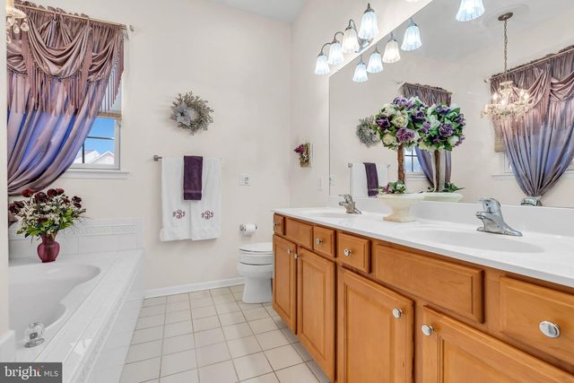211 BRIGANTINE BLVD, Waretown, NJ 08758