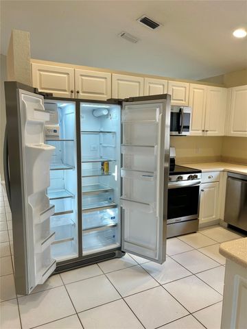 3694 Miramontes Circle, Wellington, FL 33414