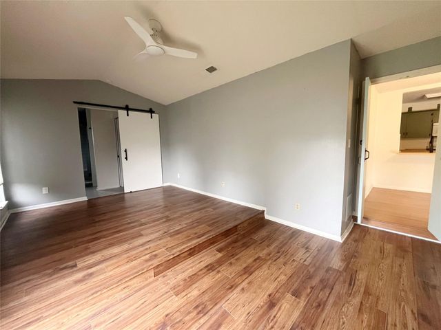 8702 Dawnridge CIR, Austin, TX 78757