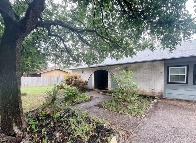8702 Dawnridge CIR, Austin, TX 78757