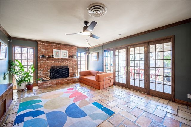 3675 Greencrest Drive, Las Vegas, NV 89121