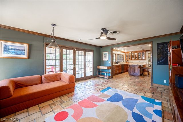 3675 Greencrest Drive, Las Vegas, NV 89121