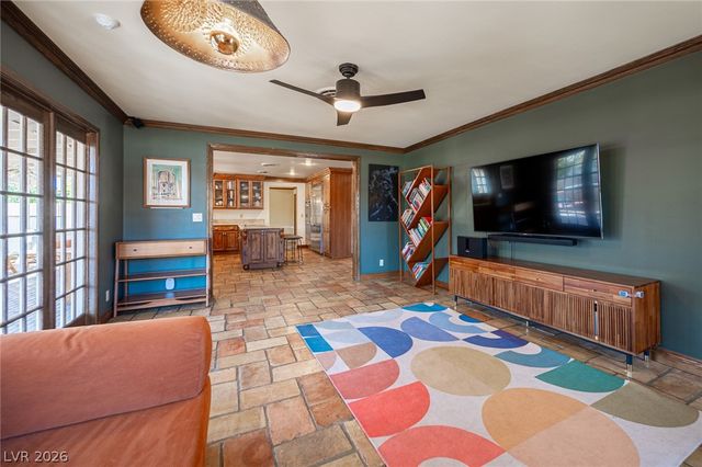 3675 Greencrest Drive, Las Vegas, NV 89121