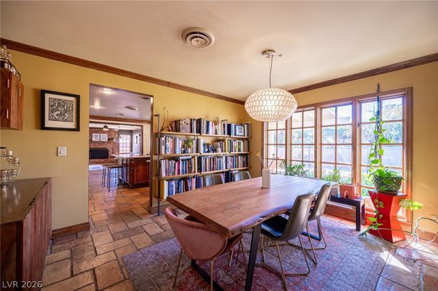 3675 Greencrest Drive, Las Vegas, NV 89121