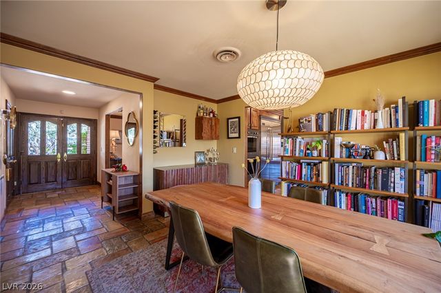 3675 Greencrest Drive, Las Vegas, NV 89121