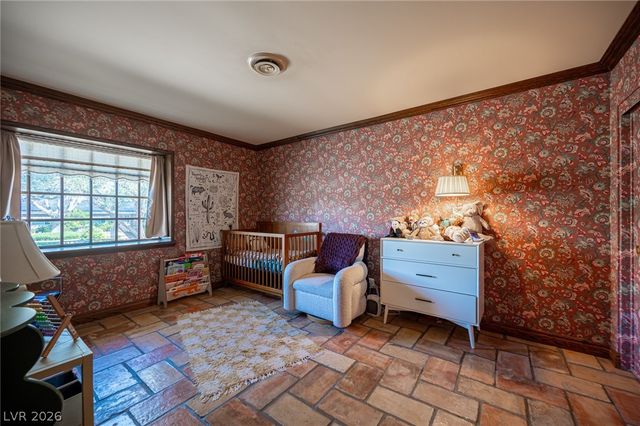 3675 Greencrest Drive, Las Vegas, NV 89121