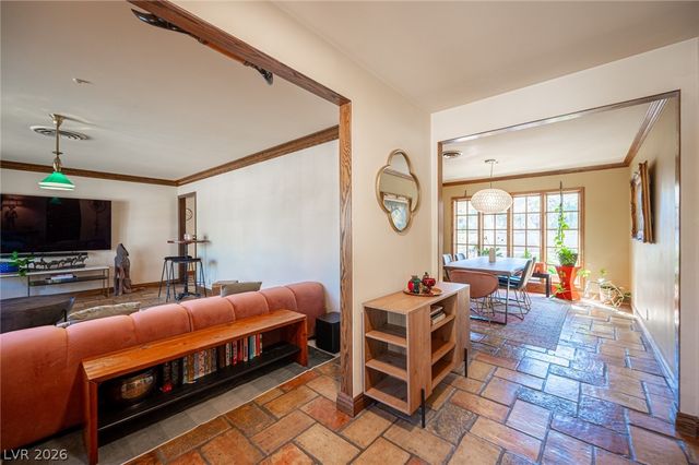 3675 Greencrest Drive, Las Vegas, NV 89121