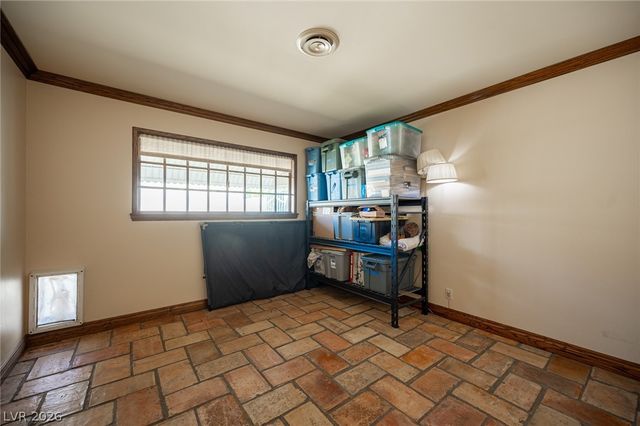 3675 Greencrest Drive, Las Vegas, NV 89121