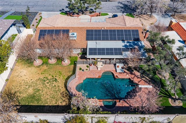 3675 Greencrest Drive, Las Vegas, NV 89121