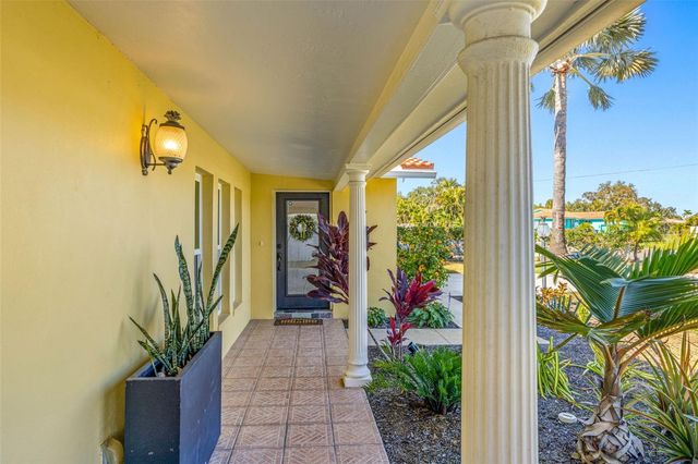 3784 42ND AVENUE S, St Petersburg, FL 33711