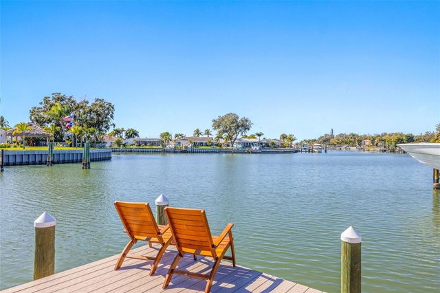 3784 42ND AVENUE S, St Petersburg, FL 33711