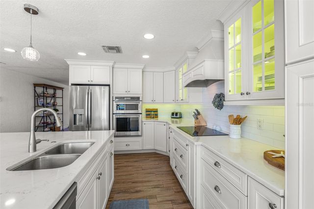 3784 42ND AVENUE S, St Petersburg, FL 33711