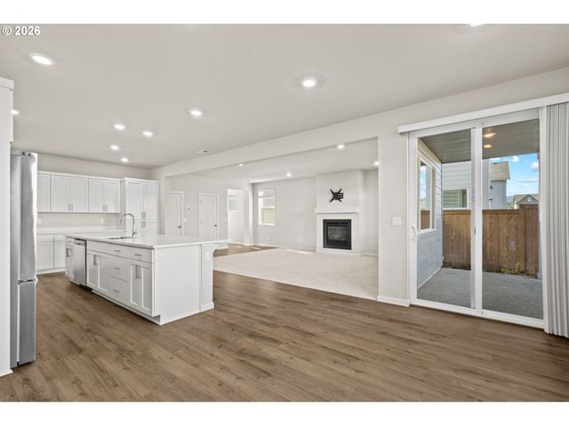 1687 36TH Ave, Forest Grove, OR 97116