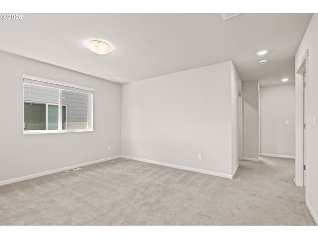1687 36TH Ave, Forest Grove, OR 97116