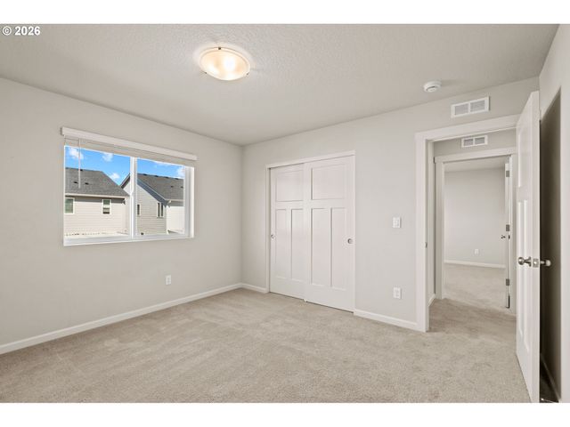 1687 36TH Ave, Forest Grove, OR 97116