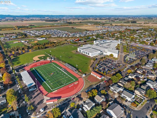 1687 36TH Ave, Forest Grove, OR 97116