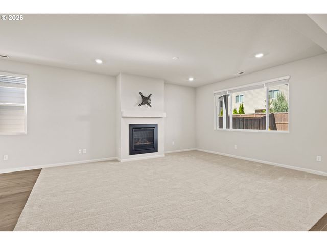 1687 36TH Ave, Forest Grove, OR 97116