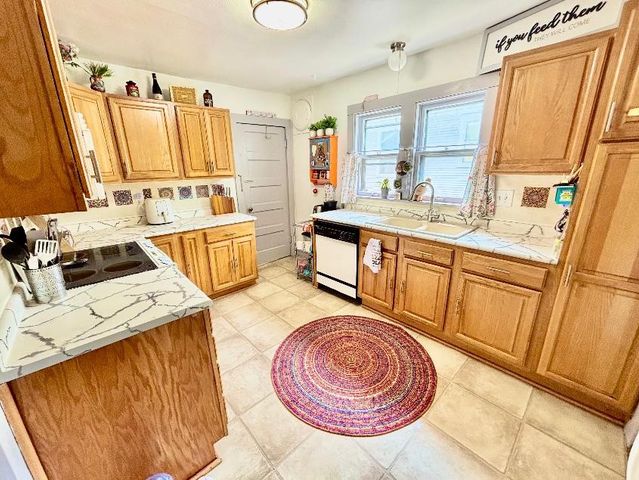 1608 32nd Street, Des Moines, IA 50311