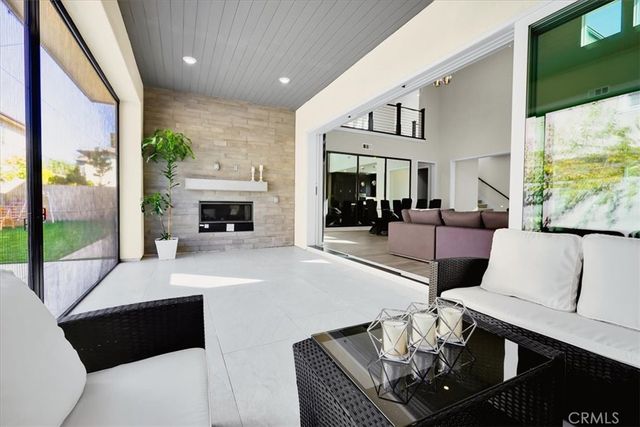 53 Chasma, Irvine, CA 92618