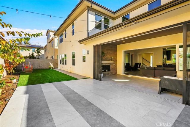 53 Chasma, Irvine, CA 92618