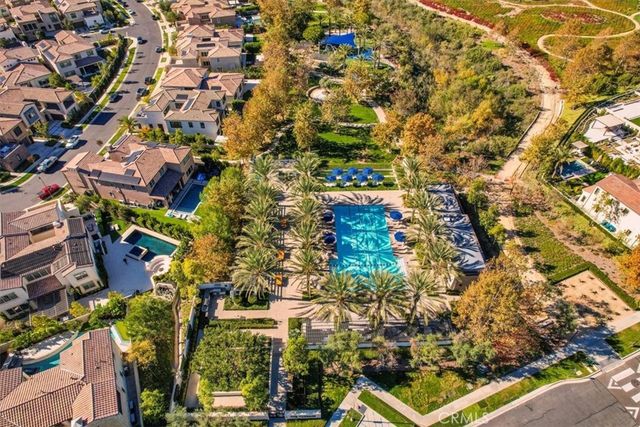 53 Chasma, Irvine, CA 92618