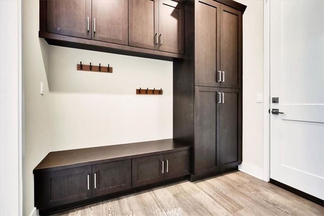 53 Chasma, Irvine, CA 92618