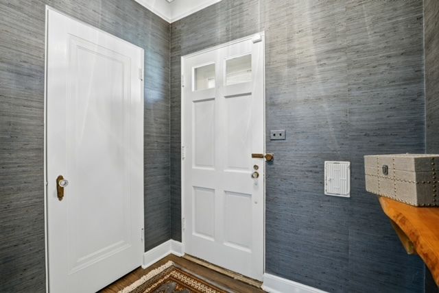 5455 W Cullom Avenue, Chicago, IL 60641