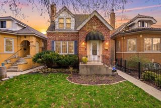 5455 W Cullom Avenue, Chicago, IL 60641
