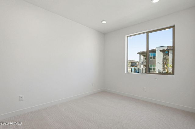 2121 W Sonoran Desert Drive 123, Phoenix, AZ 85085