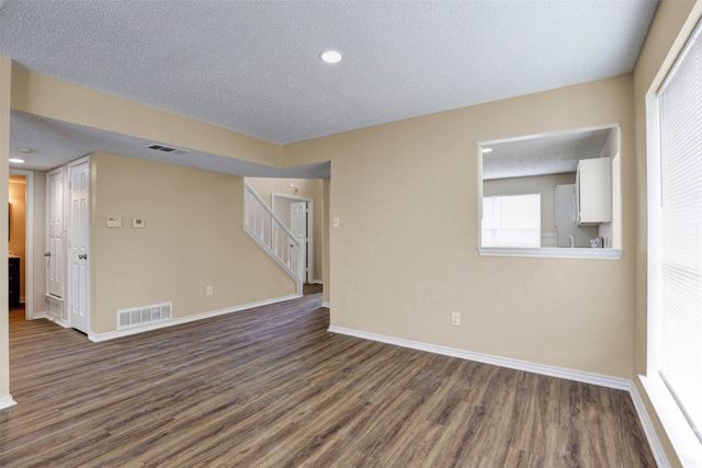 202 Lavender Drive, Cedar Hill, TX 75104
