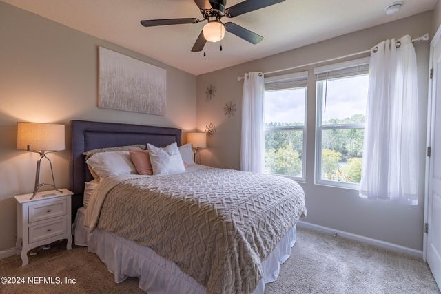 575 OAKLEAF PLANTATION Parkway 1606, Orange Park, FL 32065