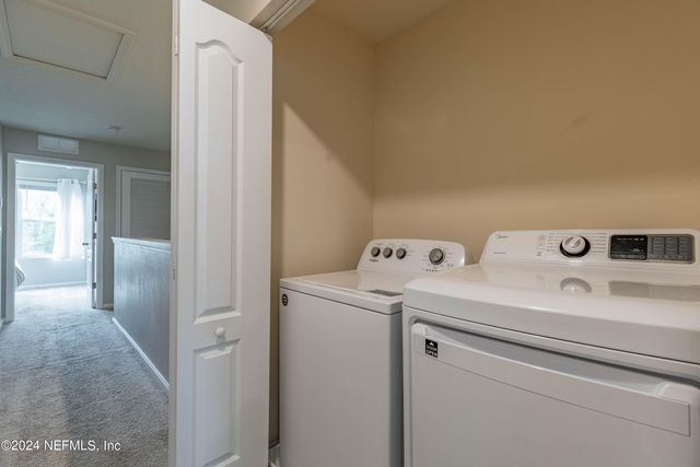 575 OAKLEAF PLANTATION Parkway 1606, Orange Park, FL 32065