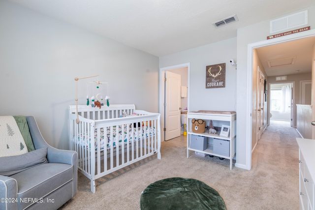 575 OAKLEAF PLANTATION Parkway 1606, Orange Park, FL 32065