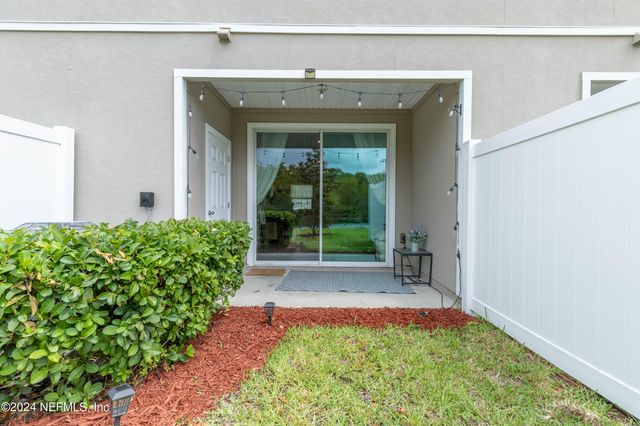 575 OAKLEAF PLANTATION Parkway 1606, Orange Park, FL 32065