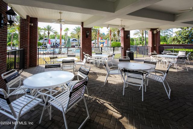575 OAKLEAF PLANTATION Parkway 1606, Orange Park, FL 32065