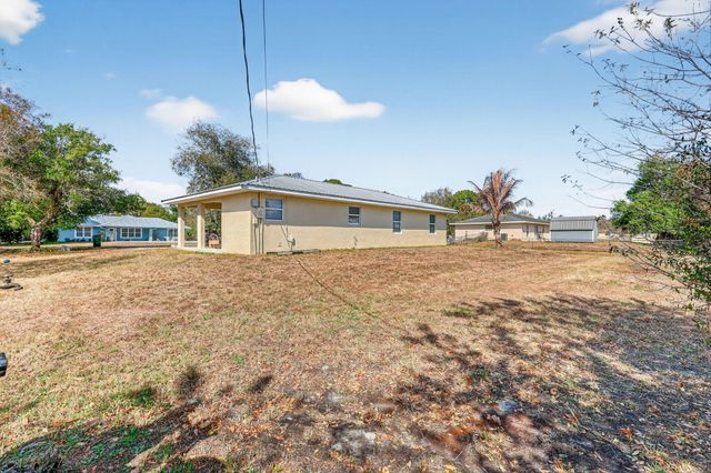 3382 NW 22nd Avenue, Okeechobee, FL 34972