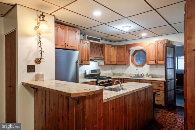541 W ABBOTTSFORD AVE, Philadelphia, PA 19144