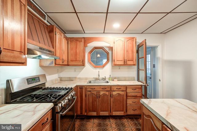 541 W ABBOTTSFORD AVE, Philadelphia, PA 19144