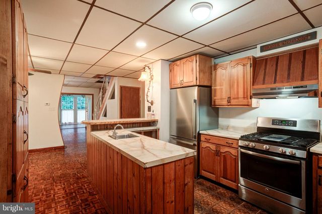 541 W ABBOTTSFORD AVE, Philadelphia, PA 19144