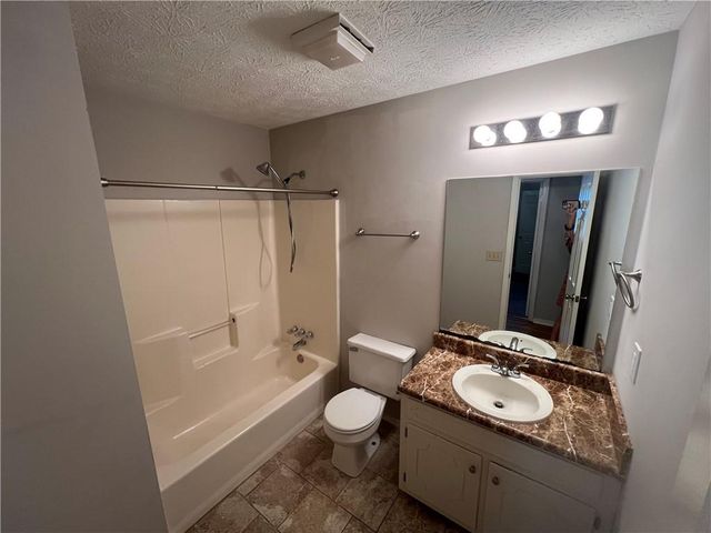 2256 Christian Circle, Conyers, GA 30013